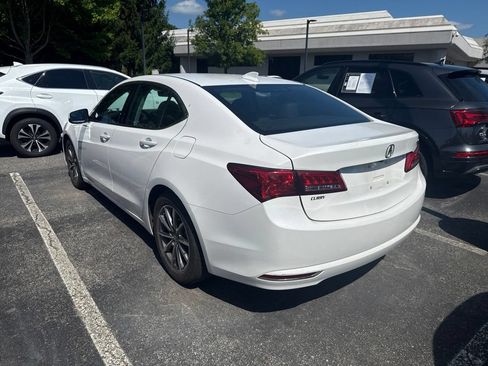 Used 2020 Acura TLX FWD image 4