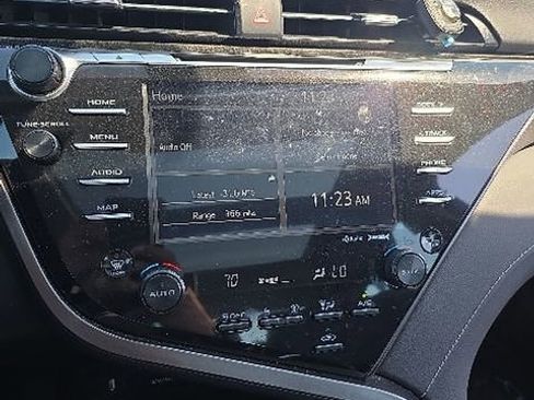 Used 2019 Toyota Camry XSE FWD image 10