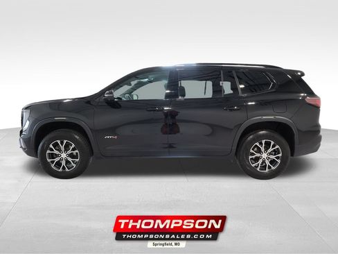 Used 2024 GMC Acadia AT4 w/ Luxury Package AWD/4WD image 1