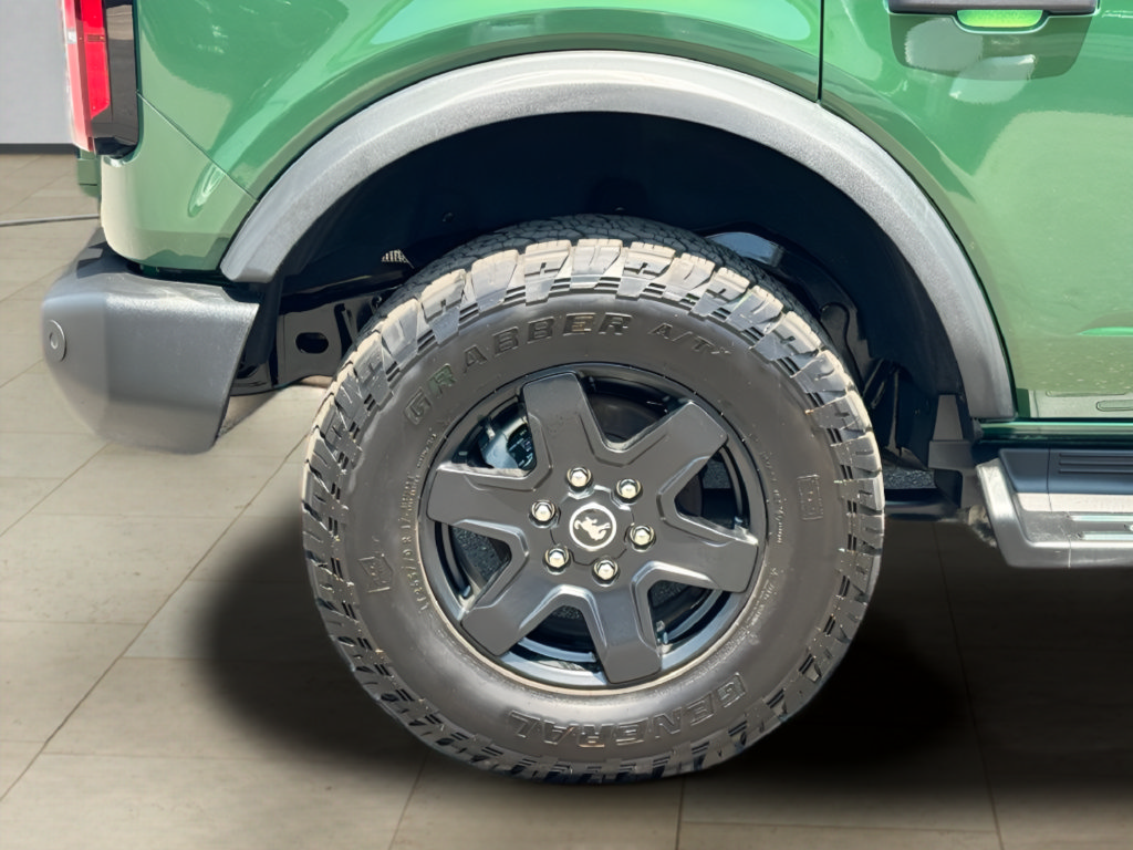 Used 2025 Ford Bronco Outer Banks AWD/4WD image 41