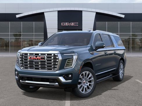 New 2026 GMC Yukon XL Denali w/ Denali Reserve Package image 6