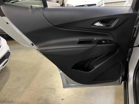 Used 2022 Chevrolet Equinox Premier image 70