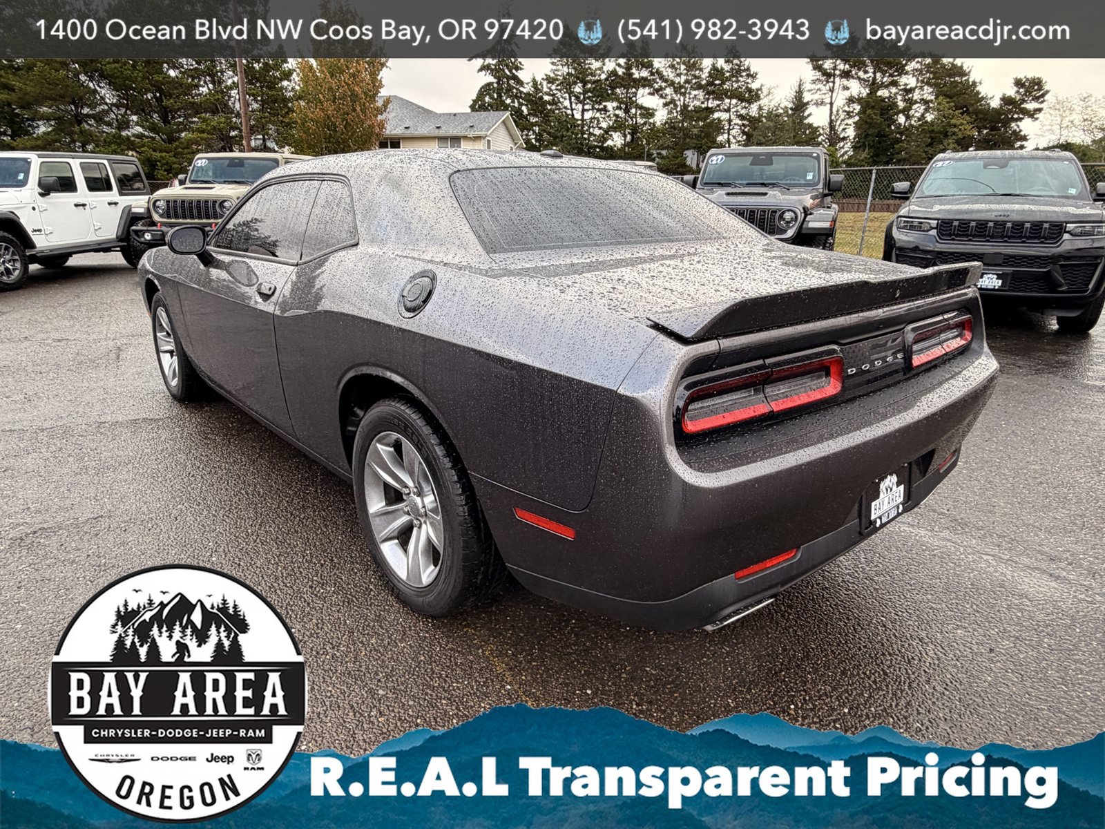 Used 2021 Dodge Challenger SXT RWD image 9