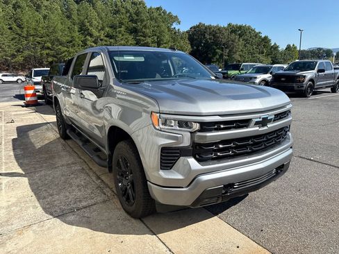Used 2026 Chevrolet Silverado 1500 RST w/ RST Select Package AWD/4WD image 2