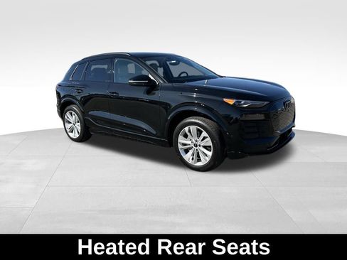 Used 2025 Audi Q6 e-tron Premium w/ Convenience Package image 8