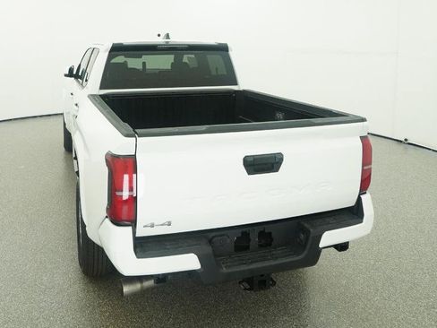 New 2026 Toyota Tacoma SR5 AWD/4WD image 4