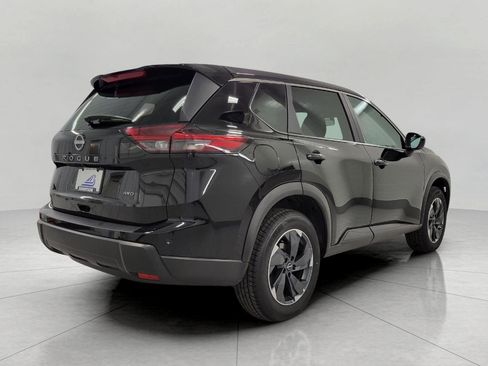 Used 2025 Nissan Rogue SV image 19