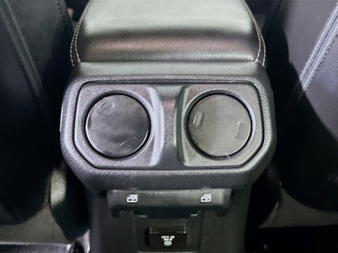 Used 2023 Jeep Wrangler Sahara w/ Cold Weather Group image 27