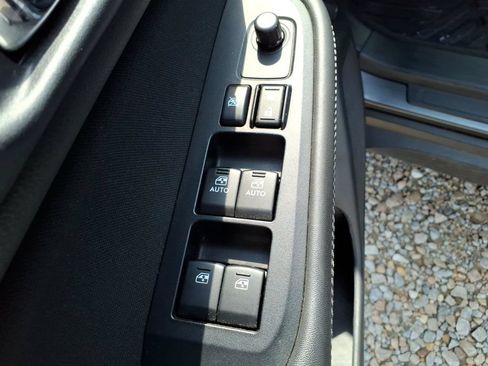 Used 2019 Subaru Outback 2.5i Premium AWD/4WD image 31