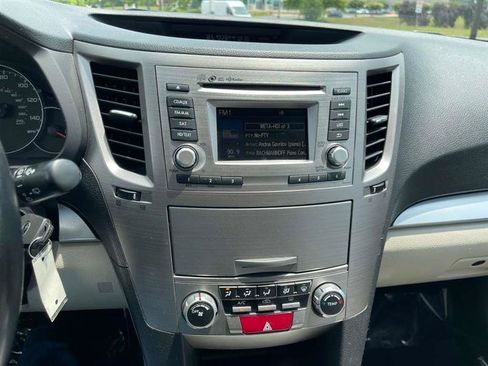 Used 2014 Subaru Outback 2.5i Premium AWD/4WD image 61