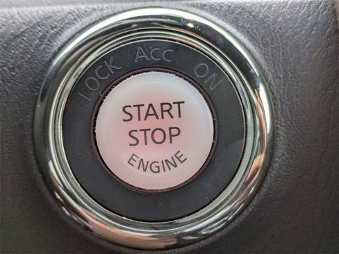 Used 2020 Nissan Armada Platinum w/ Platinum Reserve Package image 33