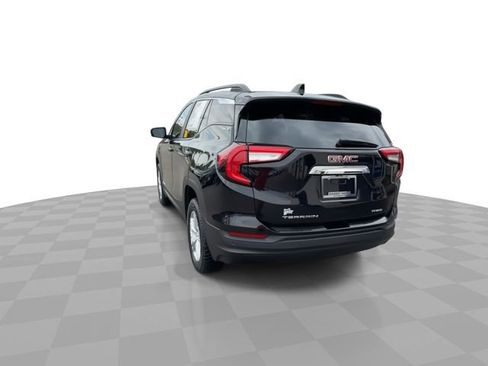 Used 2022 GMC Terrain SLE w/ Driver Convenience Package AWD/4WD image 6