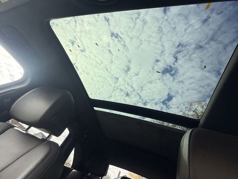 Used 2018 Porsche Macan image 11