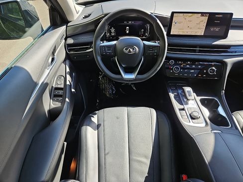 Used 2023 INFINITI QX60 Luxe w/ Performance Audio Package image 11