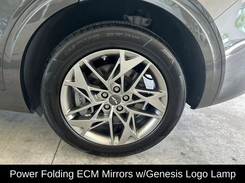 Used 2025 Genesis GV70 2.5T AWD/4WD image 16