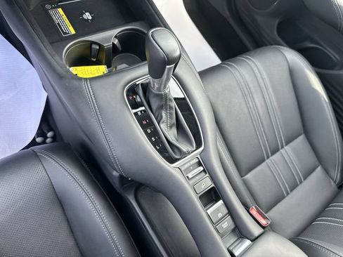 Used 2024 Honda HR-V EX-L image 23
