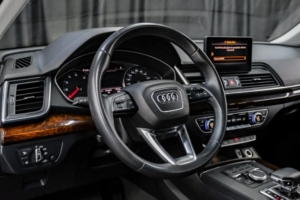 Used 2020 Audi Q5 2.0T Premium AWD/4WD image 17