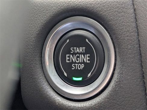 Used 2021 GMC Yukon SLT w/ SLT Premium Package image 30