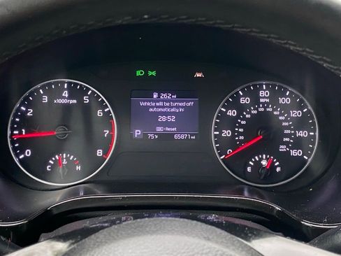 Used 2022 Kia Seltos EX image 8