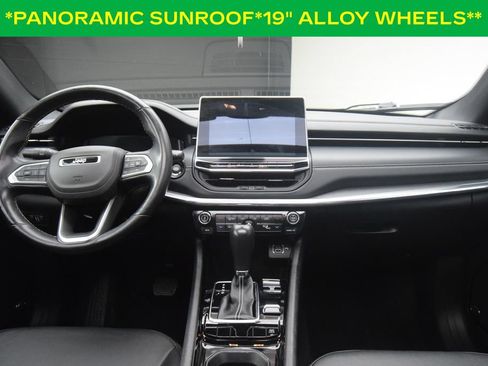 Used 2022 Jeep Compass High Altitude AWD/4WD image 4