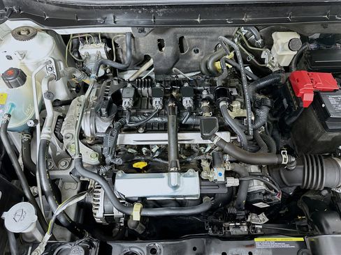 Used 2024 Nissan Kicks S image 30