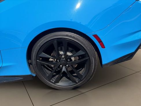 Used 2023 Chevrolet Camaro LT w/ RS Package RWD image 10