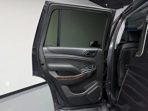 Used 2015 Chevrolet Tahoe LT RWD image 20