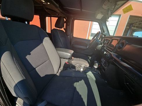 Used 2022 Jeep Wrangler Unlimited Sport AWD/4WD image 31