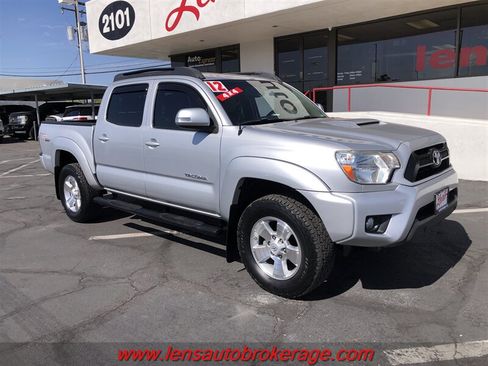 Used 2012 Toyota Tacoma 4x4 Double Cab w/ TRD Sport Pkg image 23