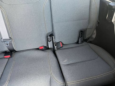 Used 2025 Jeep Wrangler Unlimited Sport AWD/4WD image 37