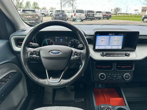 Used 2022 Ford Maverick XLT w/ XLT Luxury Package image 3