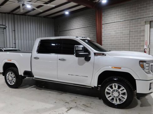 Used 2023 GMC Sierra 2500 Denali w/ Denali Ultimate Package AWD/4WD image 7