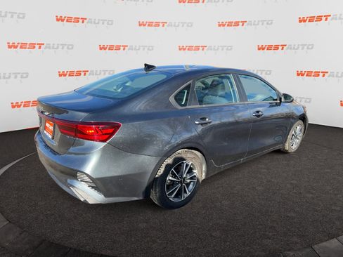 Used 2024 Kia Forte LXS image 5