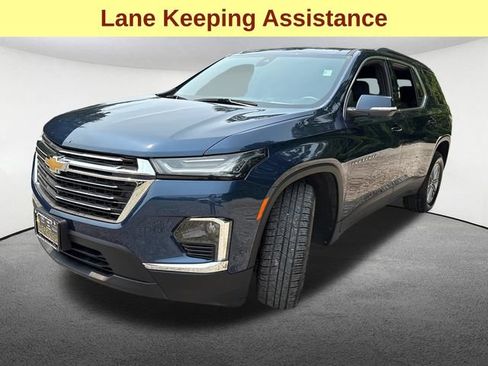 Certified 2023 Chevrolet Traverse LT w/ Rear Camera Mirror Package AWD/4WD image 6