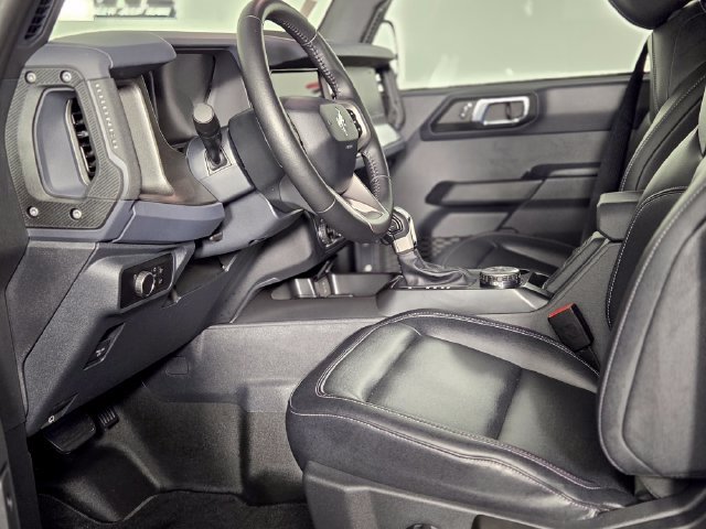 Used 2025 Ford Bronco Big Bend AWD/4WD image 12
