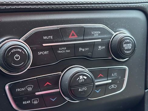 Used 2021 Dodge Charger R/T w/ Plus Group image 17