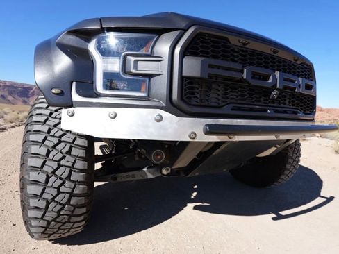 Used 2017 Ford F150 Raptor w/ Equipment Group 802A Luxury image 17