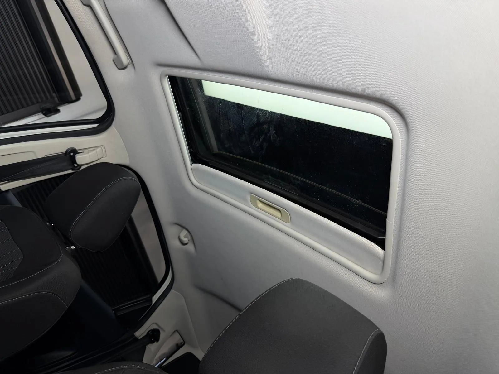 Used 2019 Ford EcoSport SE w/ SE Convenience Package FWD image 28