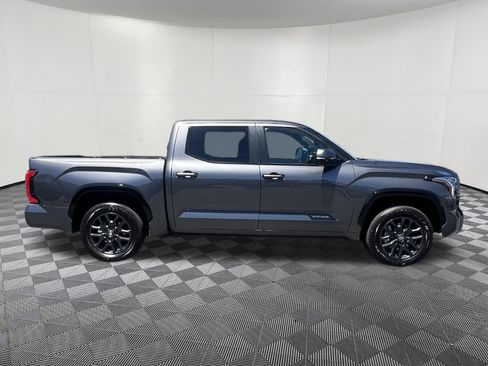 Used 2024 Toyota Tundra Platinum AWD/4WD image 7