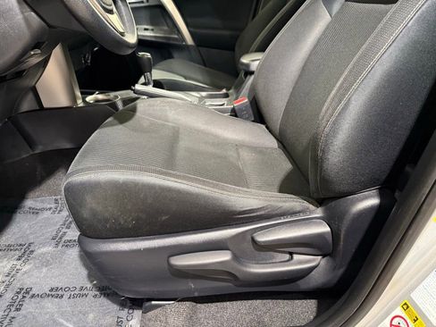 Used 2015 Toyota RAV4 XLE image 14
