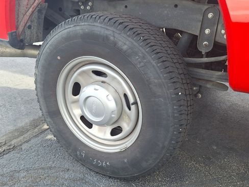 Used 2022 Ford F250 XL w/ Power Equipment Group image 20