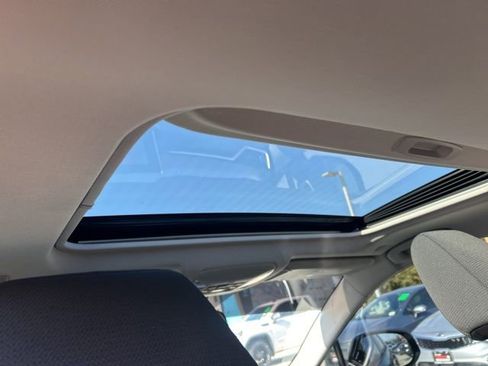 Used 2025 Toyota RAV4 XLE w/ Convenience Package image 11