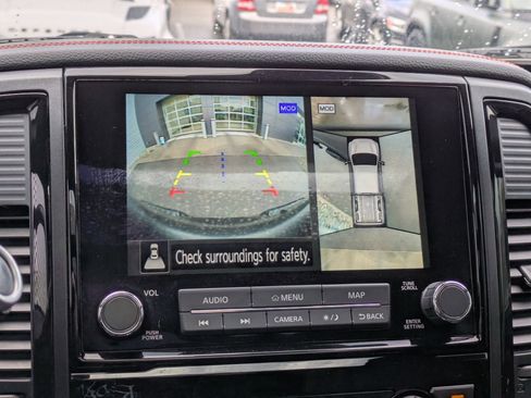 Used 2021 Nissan Titan PRO-4X w/ Pro-4x Convenience Package image 21