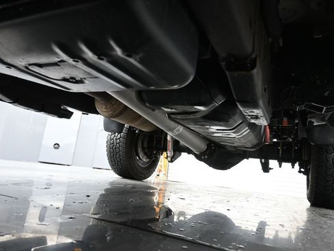 Used 2022 Chevrolet Silverado 2500 High Country w/ Safety Package II image 71