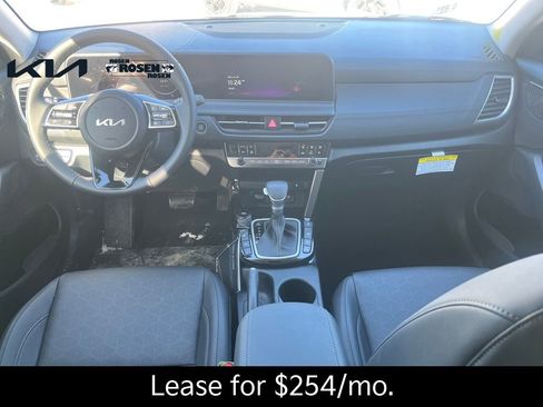 New 2026 Kia Seltos EX image 19