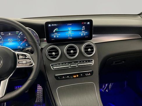 Certified 2021 Mercedes-Benz GLC 300 4MATIC image 9