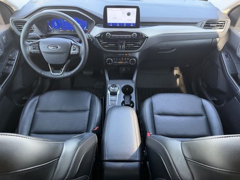 Used 2022 Ford Escape SEL w/ Technology Package FWD image 14