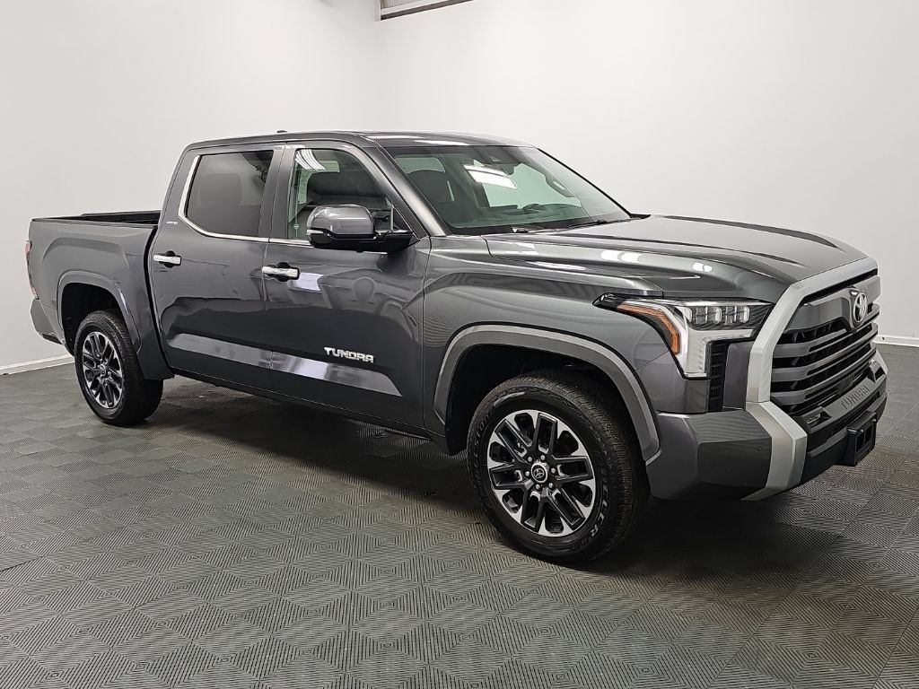 Used 2024 Toyota Tundra Limited AWD/4WD image 3