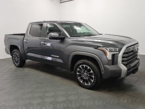 Used 2024 Toyota Tundra Limited AWD/4WD image 3