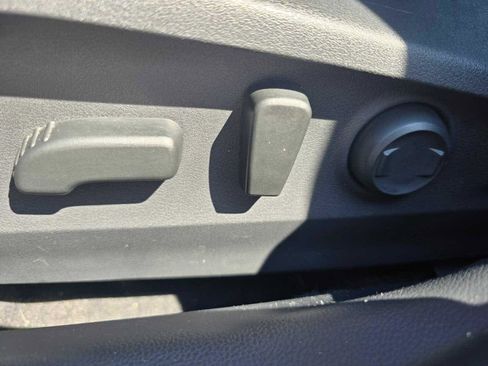 Used 2021 Subaru Outback Touring XT image 9